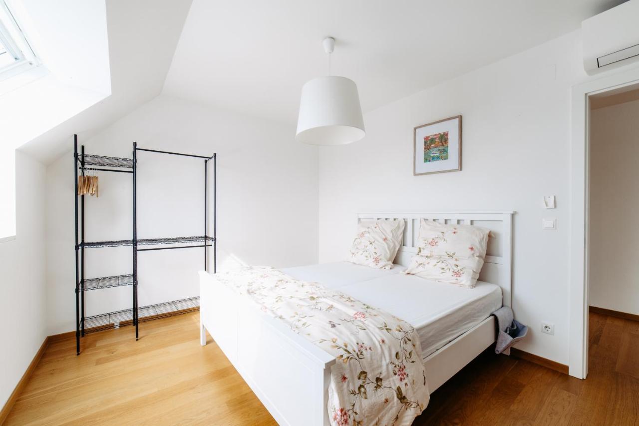 City Apartment Schloss Schonbrunn & Terrace Vienna Luaran gambar
